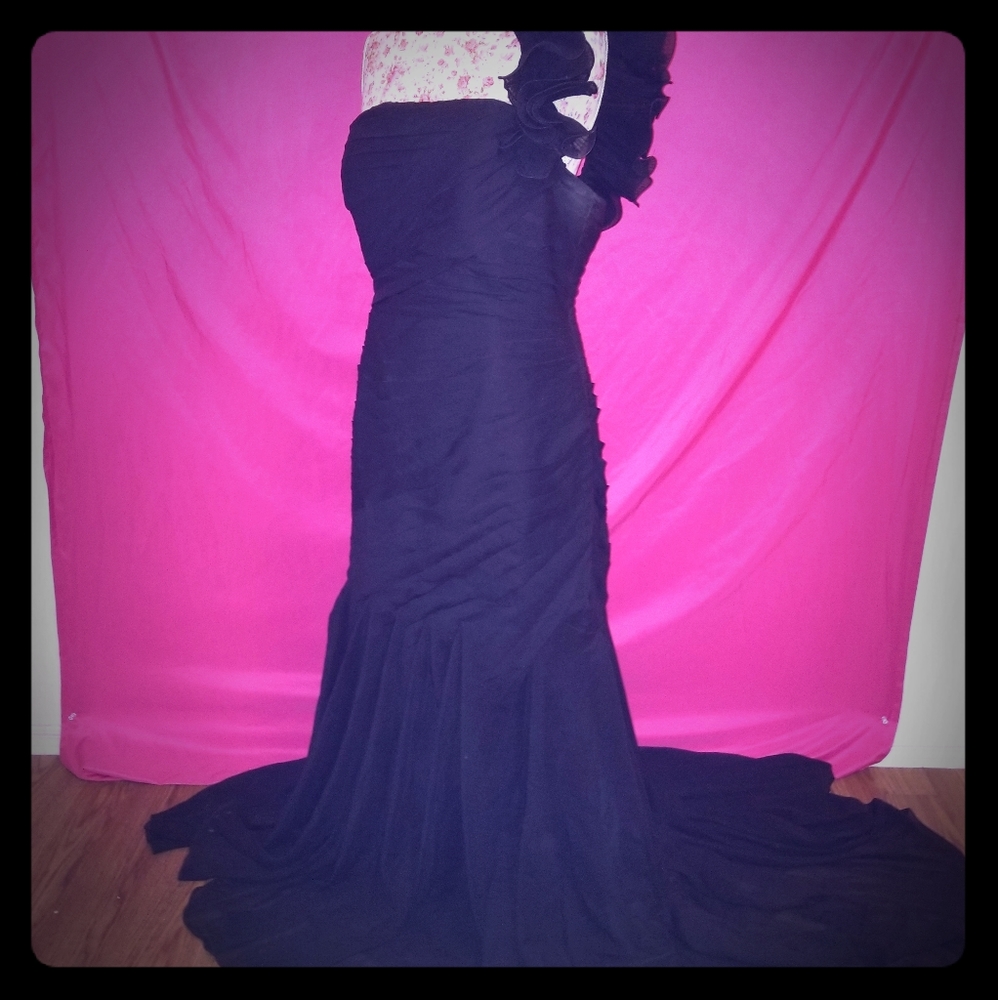 Black mermaid gown